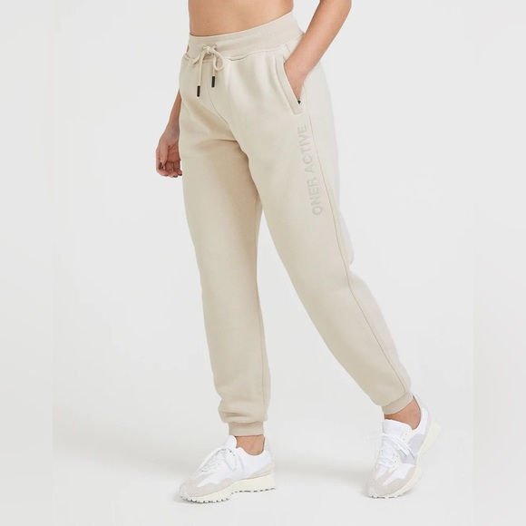 Oner Active Pants - Oner Active Classic Lounge 2.0 Sand Jogger Size Medium